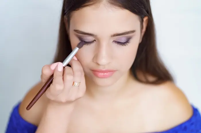 Celebrity Eye Makeup Tips to Upgrade Your Look