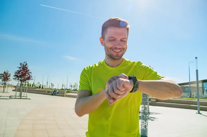 How to Get the Most Out of Your Smartwatch While Exercising