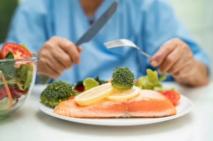 Understanding the Low Cholesterol Diet Promoting Heart Health and Well-being